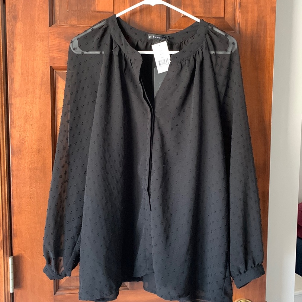 Gibsonlook black textured blouse